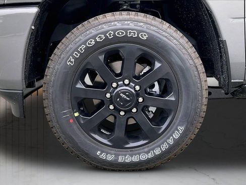 New 2026 RAM 2500 Laramie AWD/4WD image 34