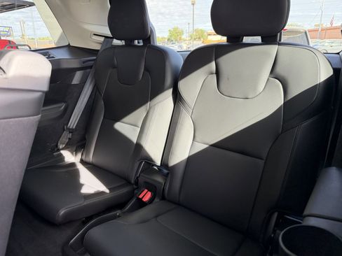 Used 2025 Volvo XC90 B5 Core image 35