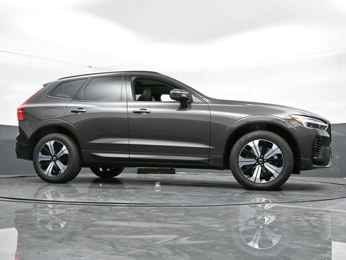 New 2025 Volvo XC60 T8 Core w/ Protection Package Premier image 42