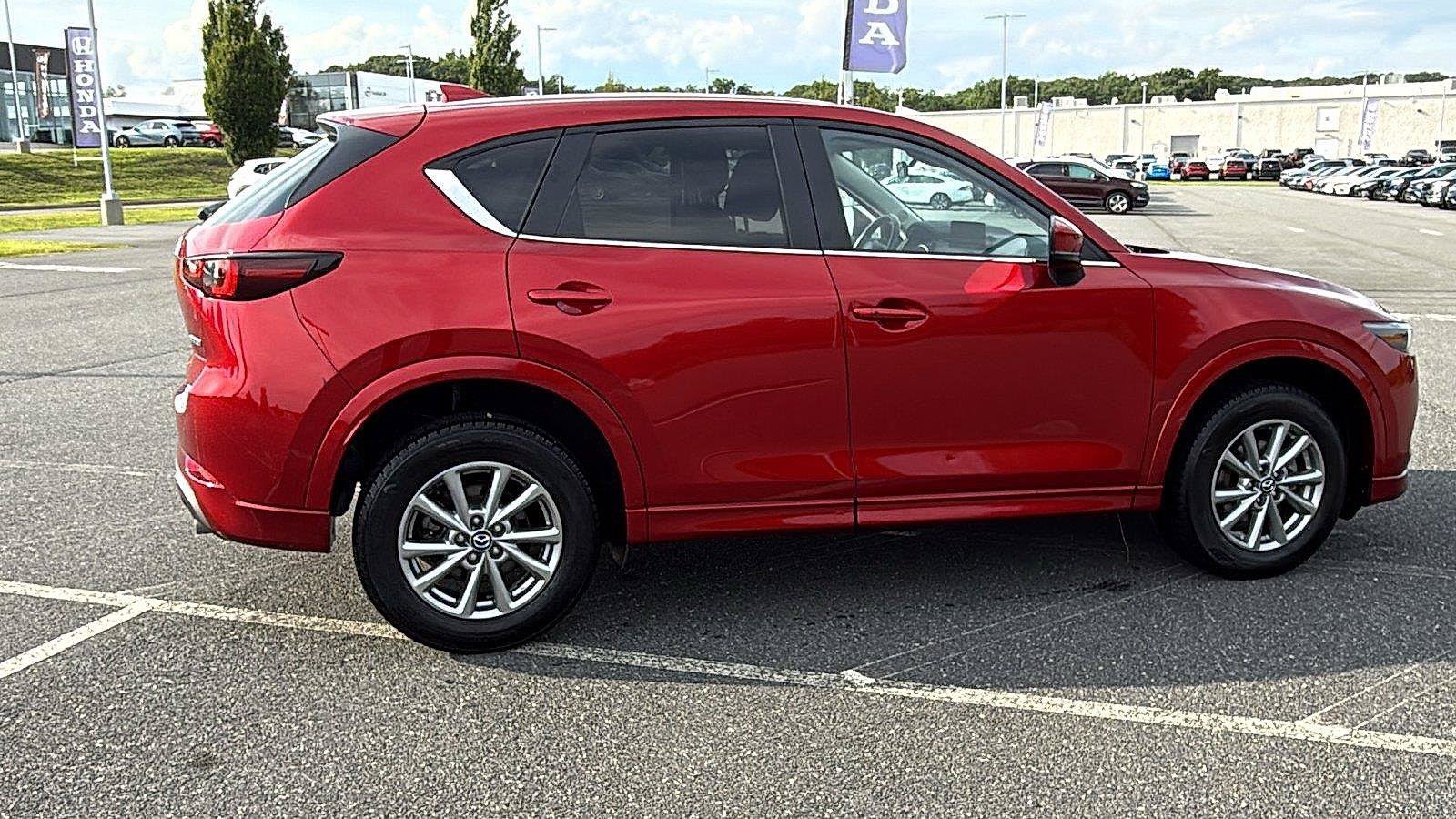 Used 2024 MAZDA CX-5 AWD 2.5 S w/ Select Package image 4