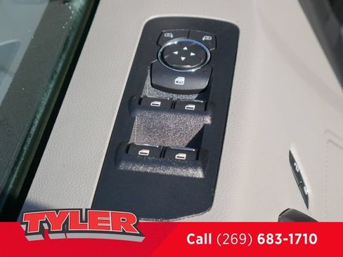 Used 2018 Ford F150 XLT w/ Equipment Group 302A Luxury AWD/4WD image 19