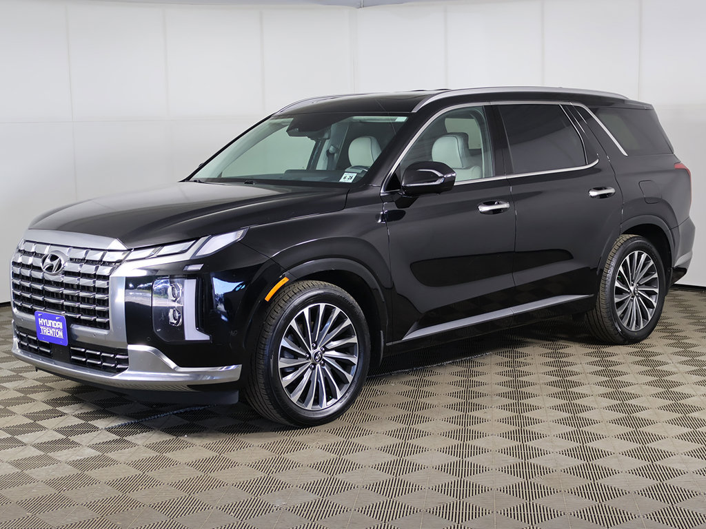 Used 2023 Hyundai Palisade Calligraphy w/ Cargo Package AWD/4WD image 16