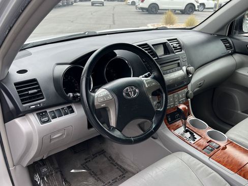 Used 2008 Toyota Highlander Limited FWD image 29