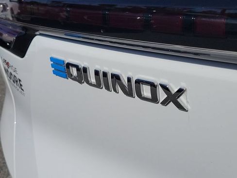 Used 2025 Chevrolet Equinox EV LT FWD image 14
