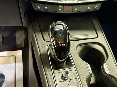 Used 2025 Cadillac XT4 Premium Luxury w/ Technology Package FWD image 17