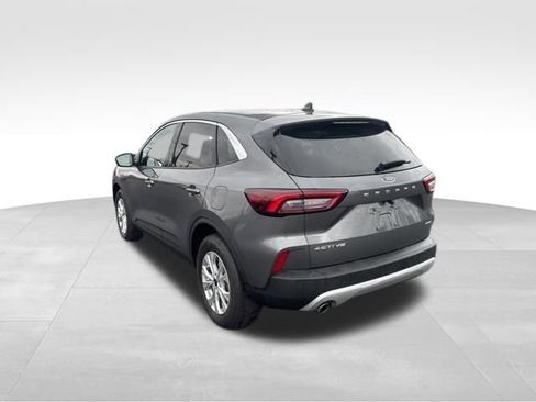 Used 2023 Ford Escape Active image 2