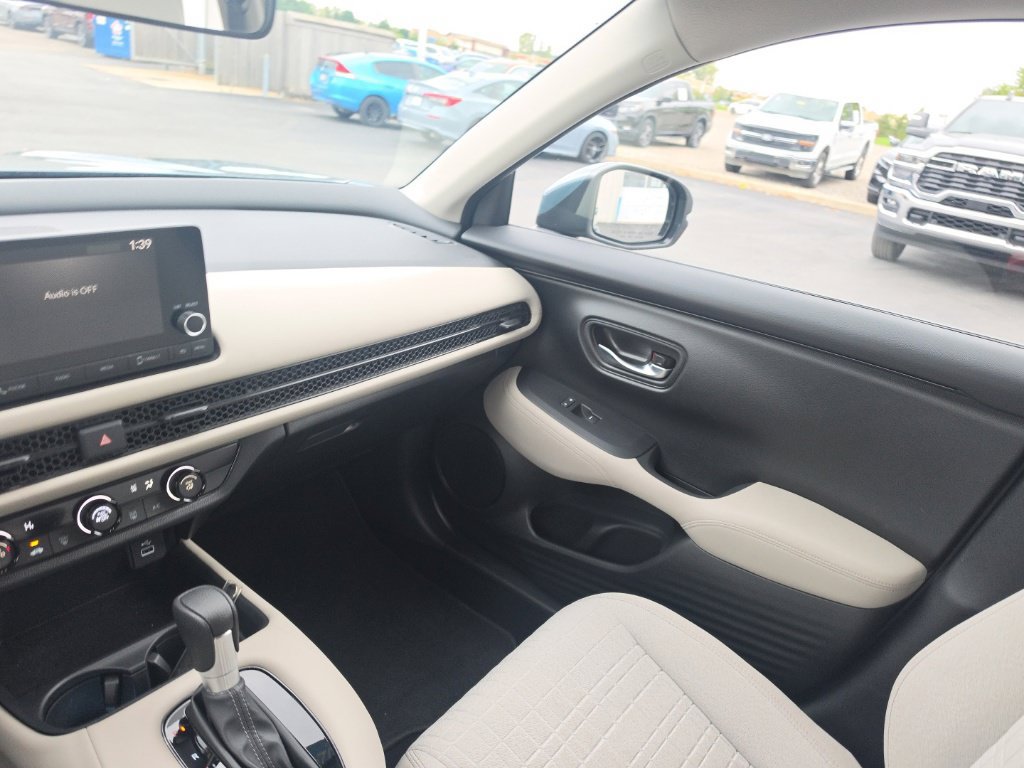 Certified 2024 Honda HR-V LX image 26