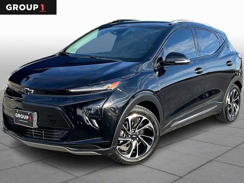 Used 2022 Chevrolet Bolt EUV Premier w/ Sun & Sound Package image 1