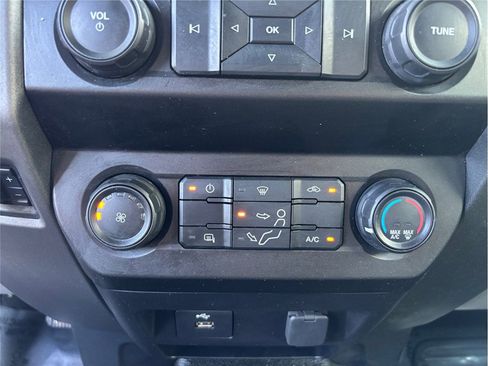 Used 2021 Ford F250 XL w/ Power Equipment Group image 26