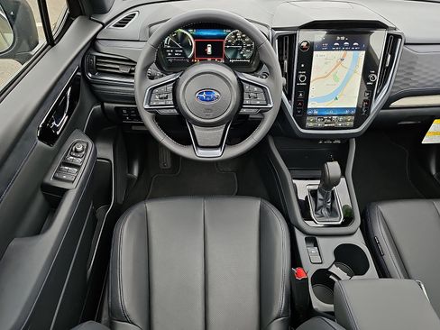 Certified 2025 Subaru Forester Limited image 12