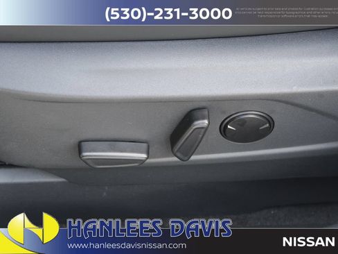 Used 2025 Ford Mustang Mach-E Select w/ Comfort Package Lite RWD image 13
