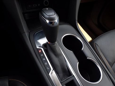 Used 2021 Chevrolet Equinox LT image 14