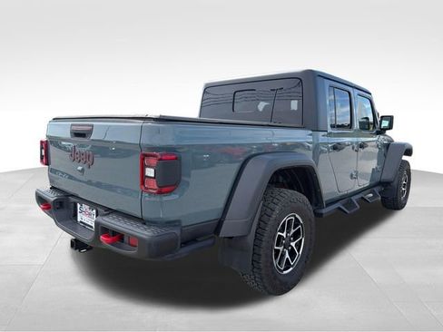 Used 2024 Jeep Gladiator Rubicon w/ Technology Group AWD/4WD image 15