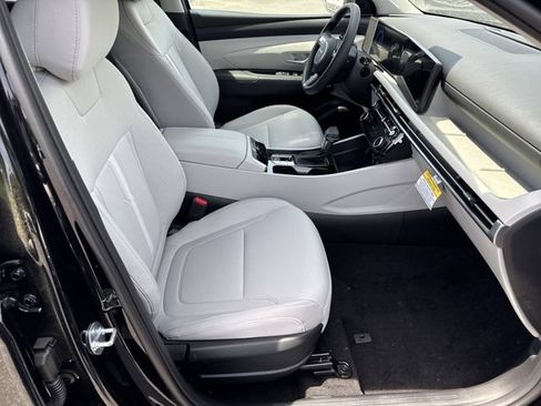 New 2026 Hyundai Tucson SEL FWD image 15