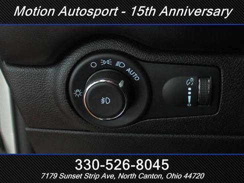 Used 2021 Dodge Durango SXT image 16