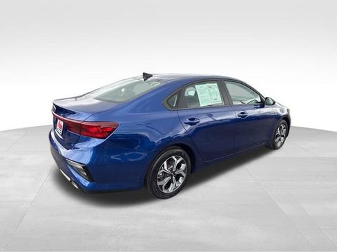 Used 2021 Kia Forte LXS FWD image 4