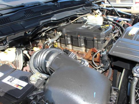 Used 2011 RAM 2500 Laramie w/ HD Snow Plow Prep Group image 34