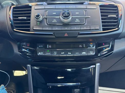 Used 2016 Honda Accord Sport image 14