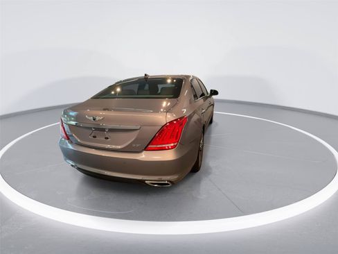 Used 2019 Genesis G90 3.3T Premium RWD image 6