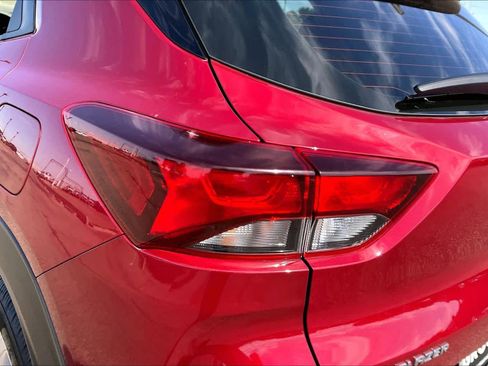 Used 2021 Chevrolet TrailBlazer LS image 27