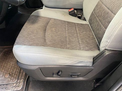 Used 2019 RAM 1500 Big Horn AWD/4WD image 28