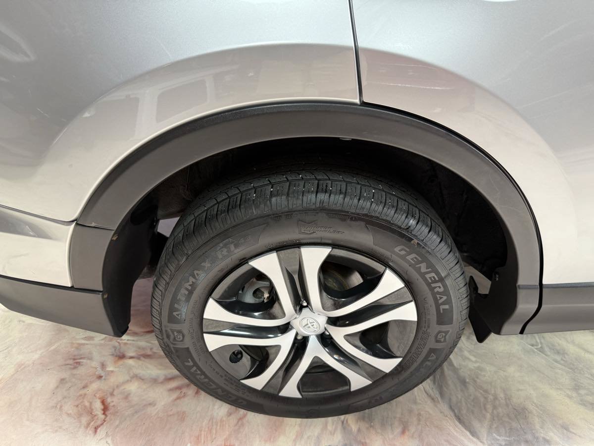 Used 2018 Toyota RAV4 LE w/ All Weather Liner Package AWD/4WD image 36
