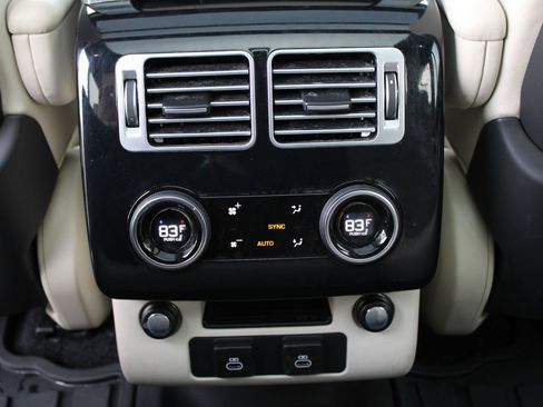 Used 2022 Land Rover Range Rover Westminster Edition image 24