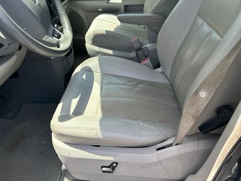Used 2009 Dodge Grand Caravan SXT FWD image 22