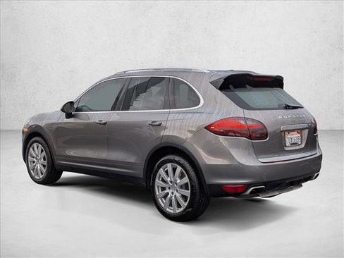 Used 2012 Porsche Cayenne image 8