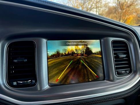 Used 2022 Dodge Charger SXT w/ Plus Group image 38