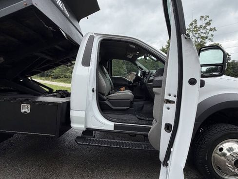 Used 2019 Ford F550 4x4 Regular Cab Super Duty image 33