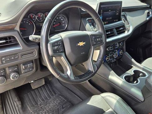 Certified 2021 Chevrolet Tahoe LT w/ LT Signature Package AWD/4WD image 12