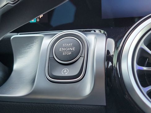 New 2026 Mercedes-Benz GLB 250 GLB 250 image 19