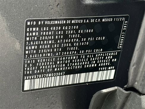 Certified 2024 Volkswagen Taos SE image 36