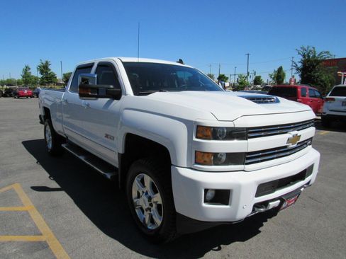 Used 2018 Chevrolet Silverado 2500 LTZ w/ Duramax Plus Package AWD/4WD image 8