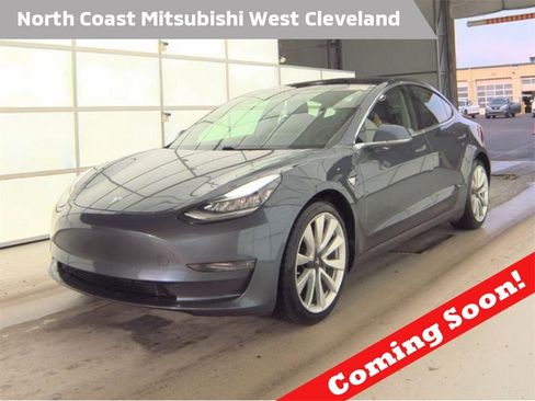 Used 2020 Tesla Model 3 Long Range image 1