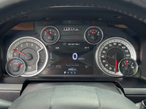 Used 2015 RAM 3500 Laramie image 16