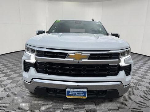 Used 2023 Chevrolet Silverado 1500 LT AWD/4WD image 14