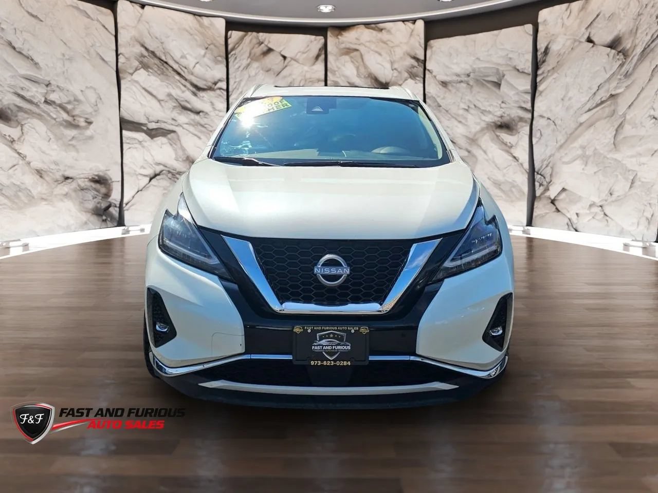 Used 2023 Nissan Murano Platinum w/ Cargo Package AWD/4WD image 2
