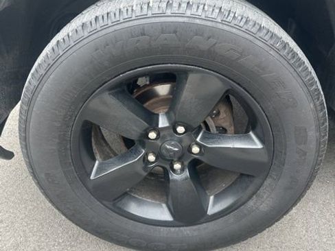 Used 2019 RAM 1500 Express w/ Express Value Package image 32