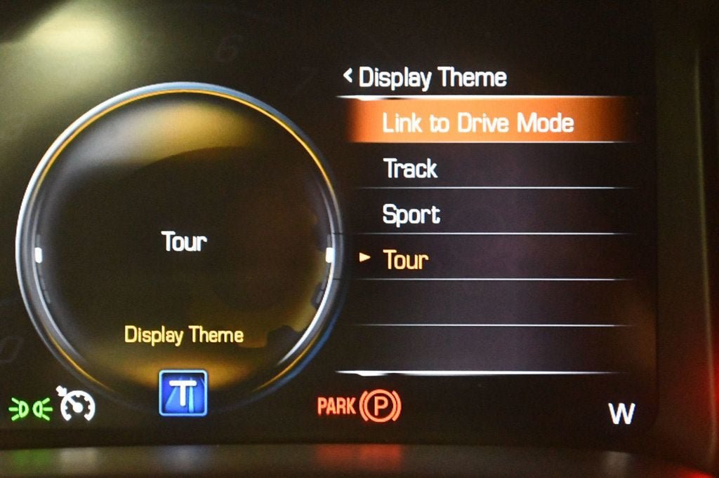Used 2019 Chevrolet Corvette Stingray Coupe w/ Z51 1LT RWD image 59