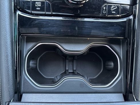 Used 2023 Jeep Grand Cherokee L Overland image 20