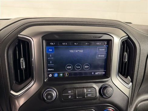 Used 2022 Chevrolet Silverado 1500 LT Trail Boss w/ Bed Protection Package image 15