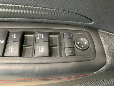 Used 2023 Dodge Durango GT image 31