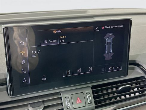 Used 2022 Audi Q5 2.0T Premium image 14