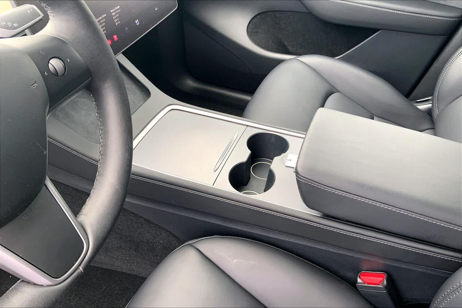 Used 2024 Tesla Model Y Long Range AWD/4WD image 15