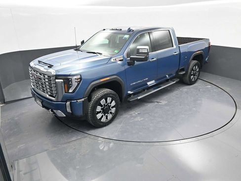 New 2026 GMC Sierra 2500 Denali w/ Denali Reserve Package image 29