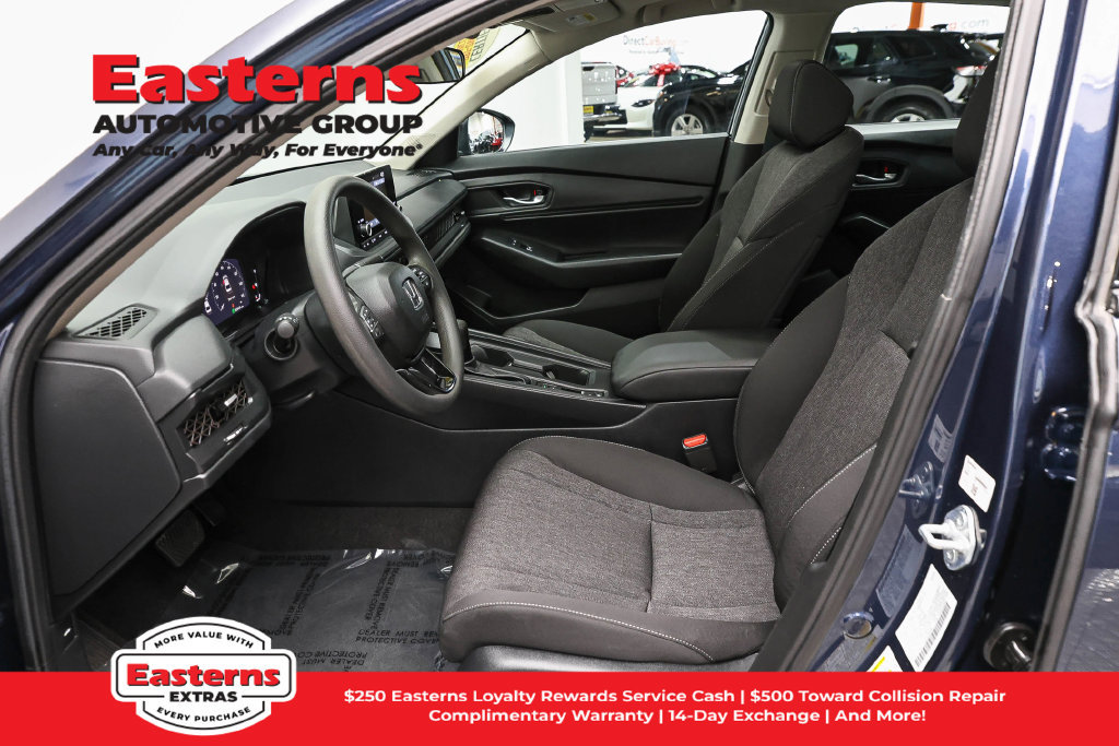 Used 2025 Honda Accord SE image 15