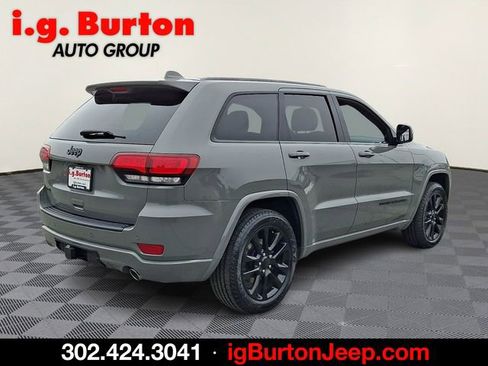 Used 2020 Jeep Grand Cherokee Altitude image 6