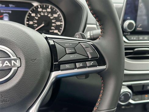 New 2025 Nissan Altima 2.5 SR image 21